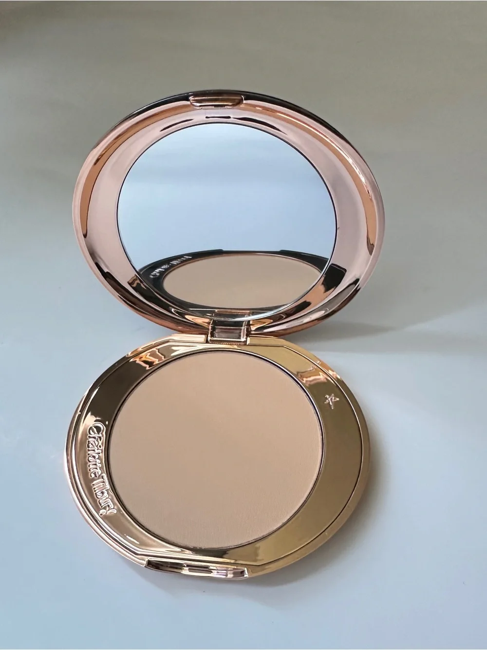 Charlotte Tilbury Metallic Rose Gold Compact